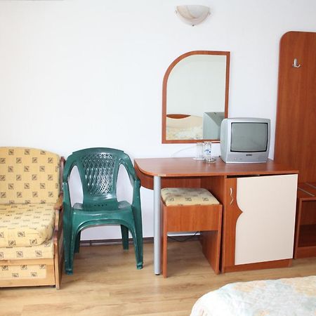 Harmony Beach Family Hotel Nesebar Bagian luar foto