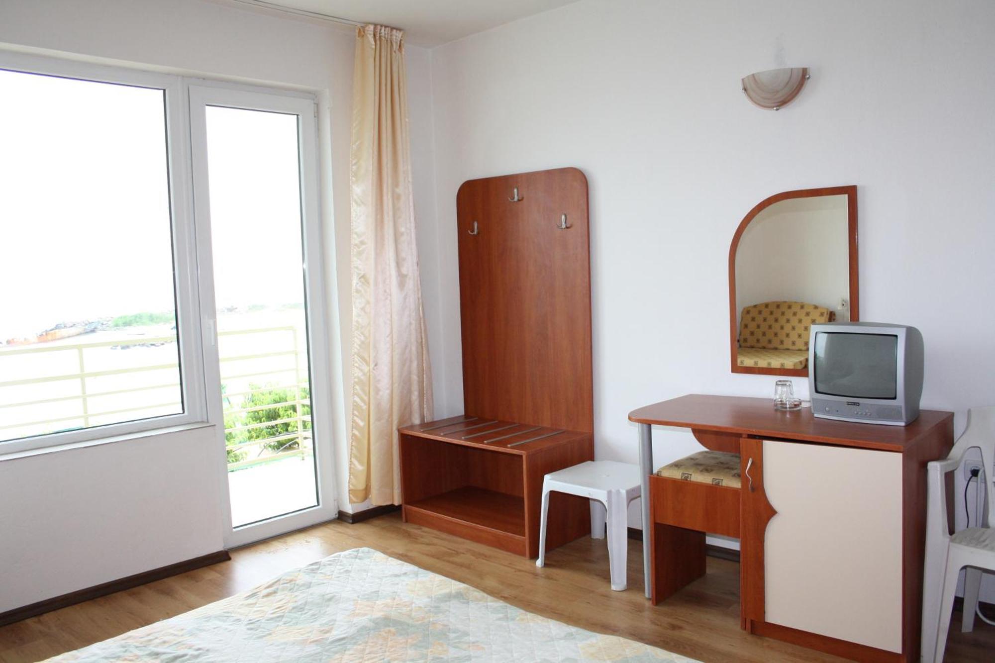 Harmony Beach Family Hotel Nesebar Bagian luar foto