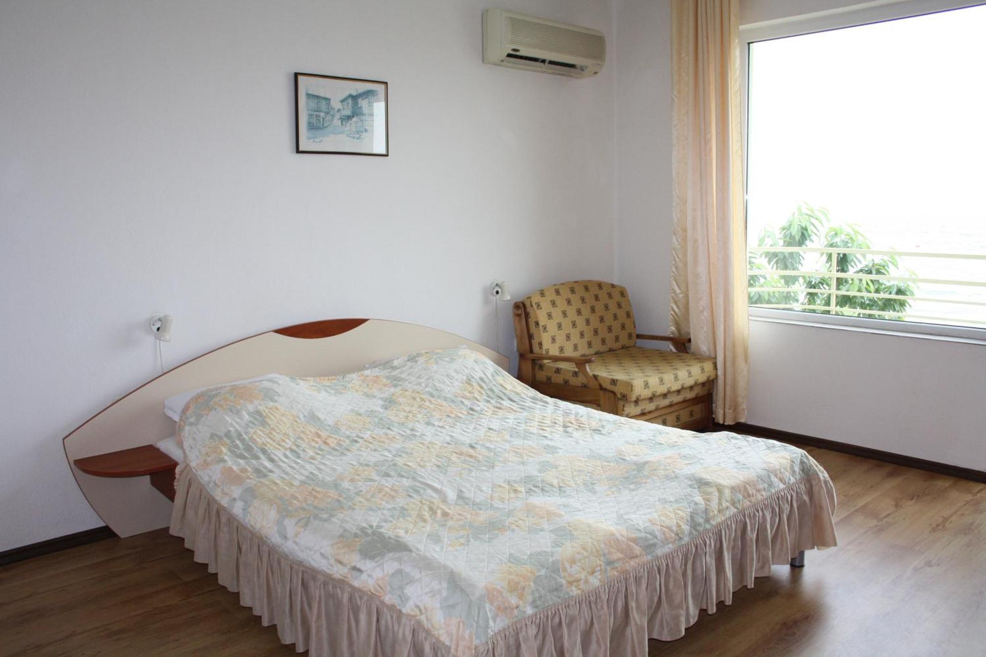 Harmony Beach Family Hotel Nesebar Bagian luar foto